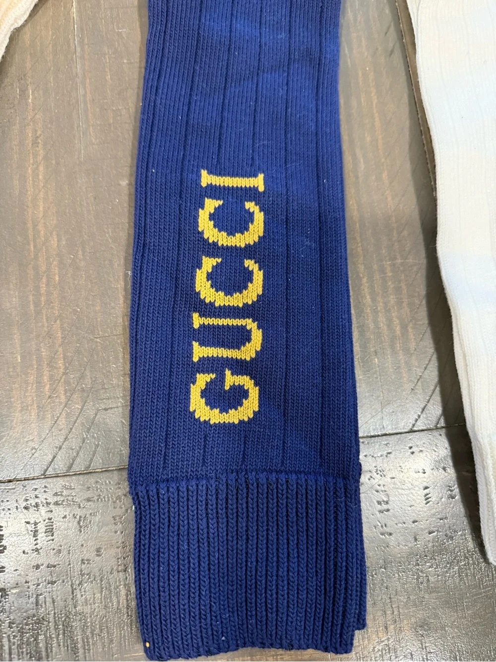 Lot of 5!!! Gucci Multicolor Logo Crew Socks Pack - White, Navy, Tan, Green, Red
